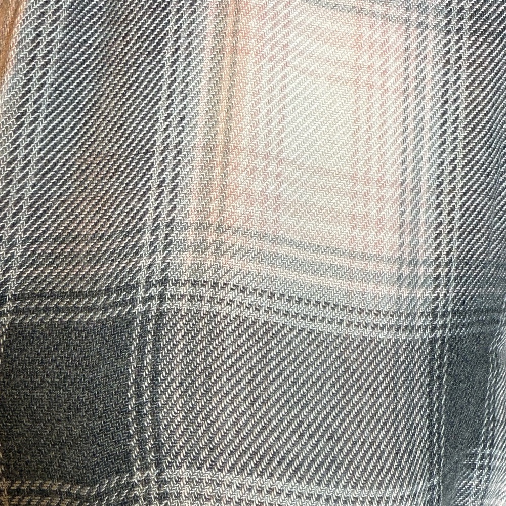 Gap White And Gray Checkered Button Down Shirt - image 5